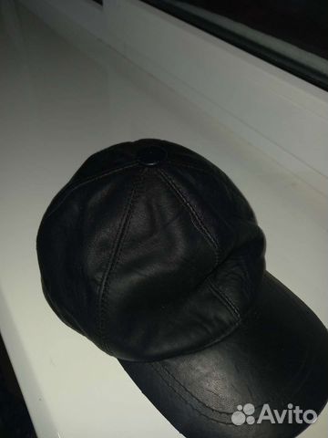 Мужская кожаная кепка