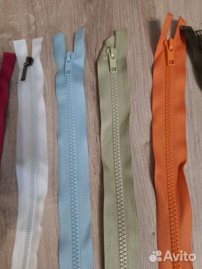 Молнии новые пакетом