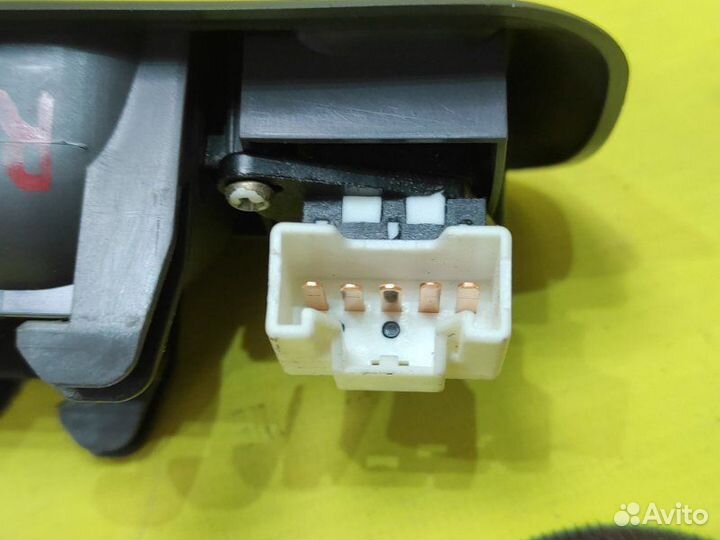 Ручка двери внутренняя задняя левая Honda Cr-V RD1