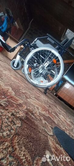 Продам инвалидную коляску