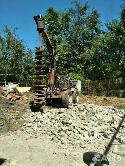 Мини экскаватор,бур