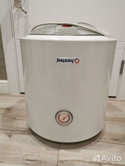 Водонагреватель Heateq