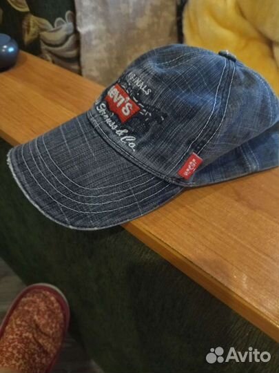 Бейсболка Levis