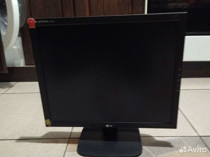 Монитор LG flatron L1918S-BN