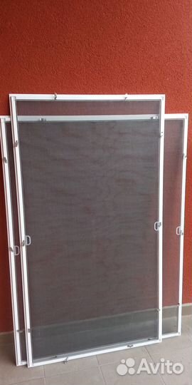 Москитные сетки на окна на заказ