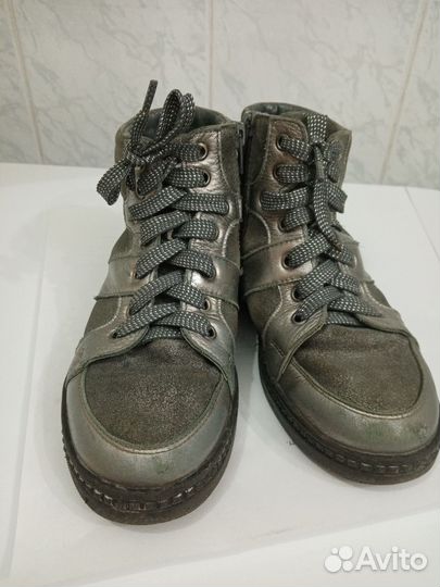 Ботинки для девочки