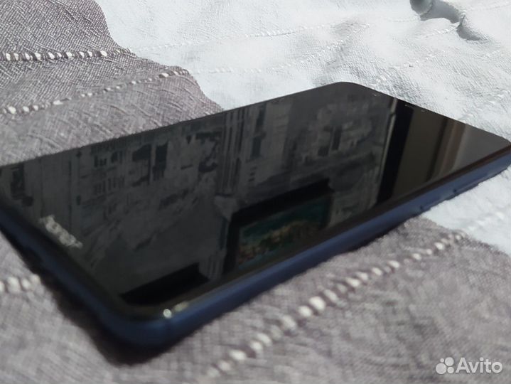 HONOR 7X, 4/64 ГБ