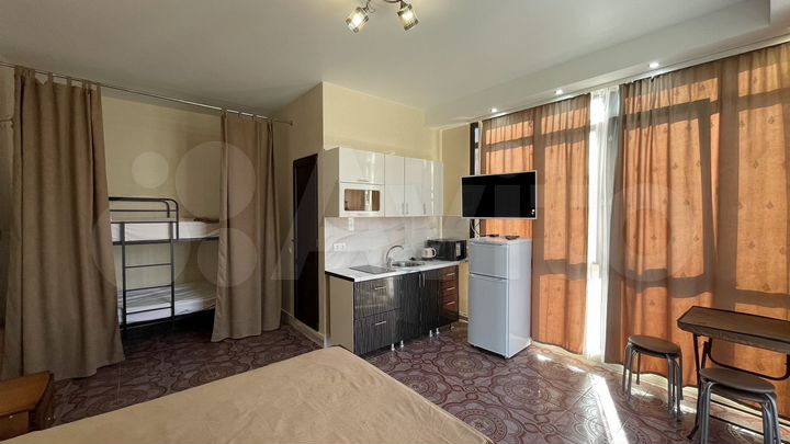 1-к. апартаменты, 35 м², 2/3 эт.