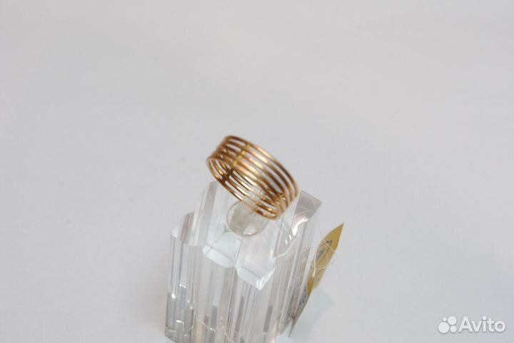 Золотое кольцо 585 пробы