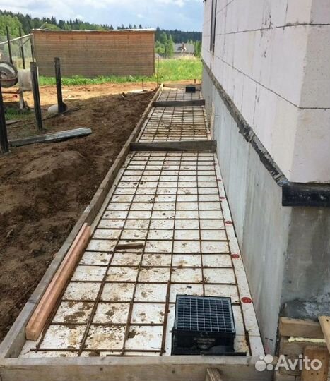 Бригада строителей, дома, кровля, фасад, фундамент