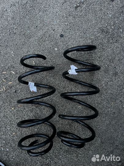 Пружины передние priora