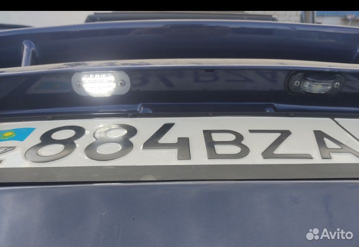 Подсветка номера Audi 80, 100, A6