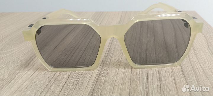 Очки солнцезащитные унисекс