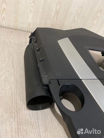 Корпус воздушного фильтра Mercedes Benz E280 W211