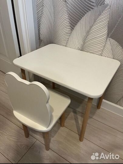 Новые детские стол и стул