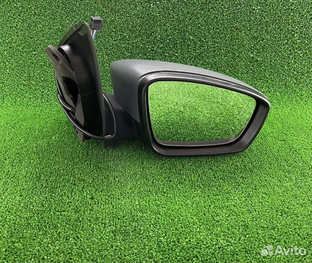 Зеркало правое Polo Sedan