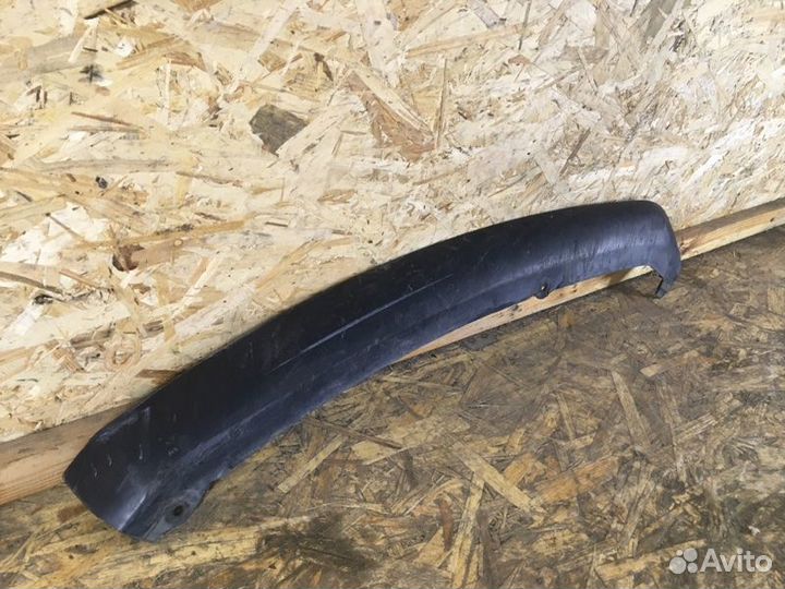 Накладка на бампер передняя правая Ford Focus 3