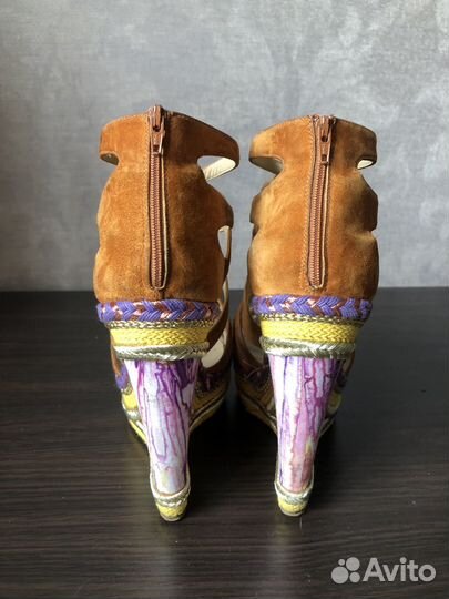 Louboutin босоножки