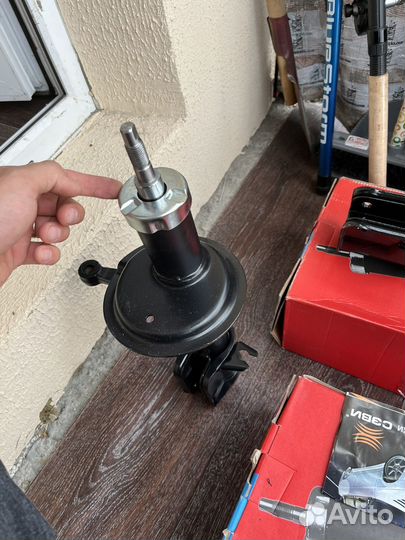 Стойки передние на ваз 2114