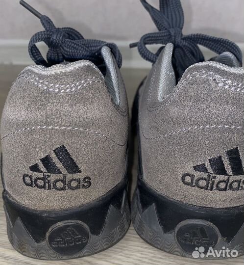 Кроссовки Adidas