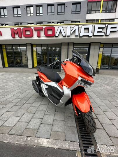 Скутер tracer ADV оранжевый