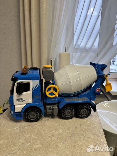 Бетономешалка игрушка