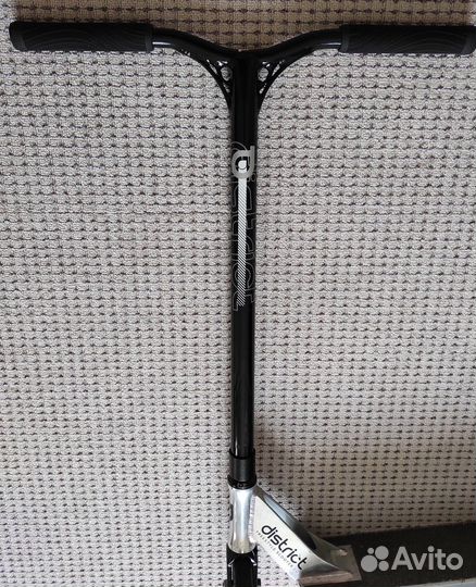 Самокат District C253