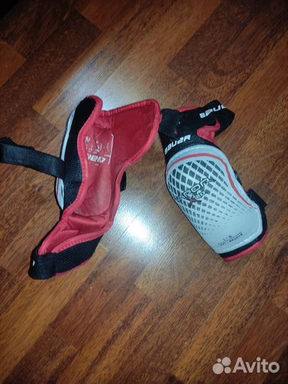 Нагрудник хоккейный