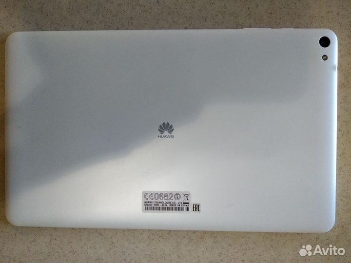 Планшет Huawei MediaPad T2 10.0 Pro