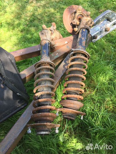 Ока стойки передние