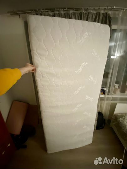 Матрас односпальный бу