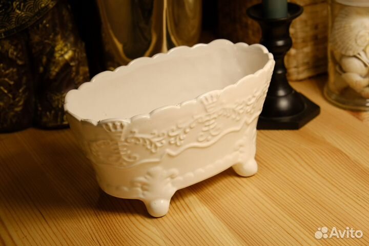 Ёмкость для хранения в ванной комнате