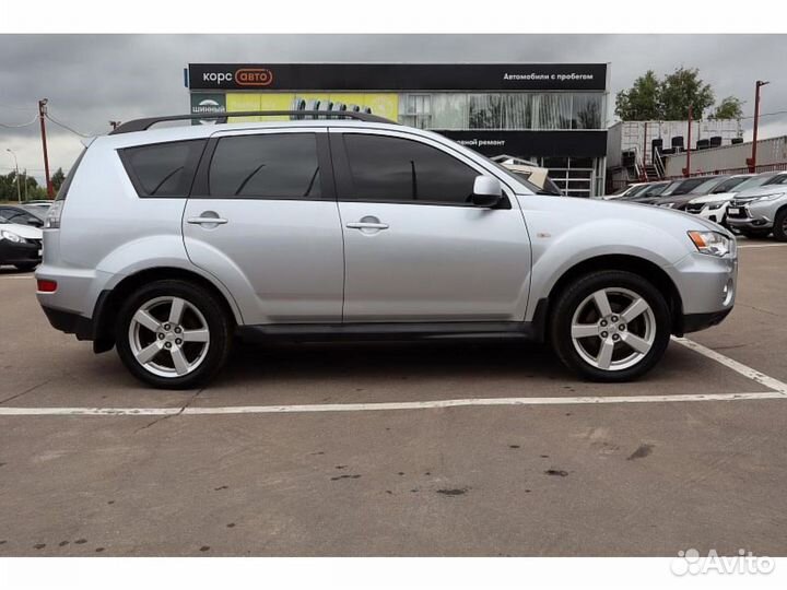 Mitsubishi Outlander 2.0 МТ, 2011, 105 050 км