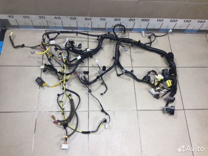 Проводка (коса) в торпедо Hyundai Solaris седан