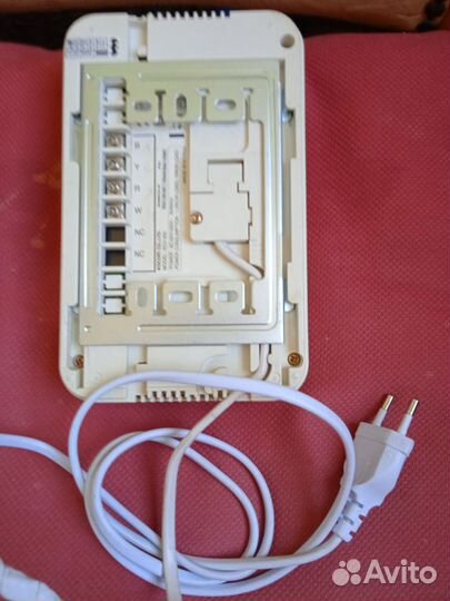 Видеодомофон Kocom KCV-350