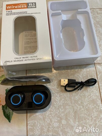 Беспроводные наушники Y50