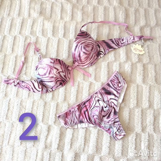 Комплект нижнего белья новый Италия