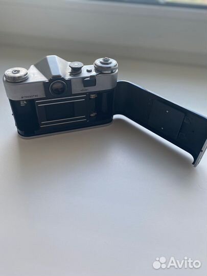 Плёночный фотоаппарат 