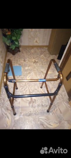 Ходунки для инвалидов новые