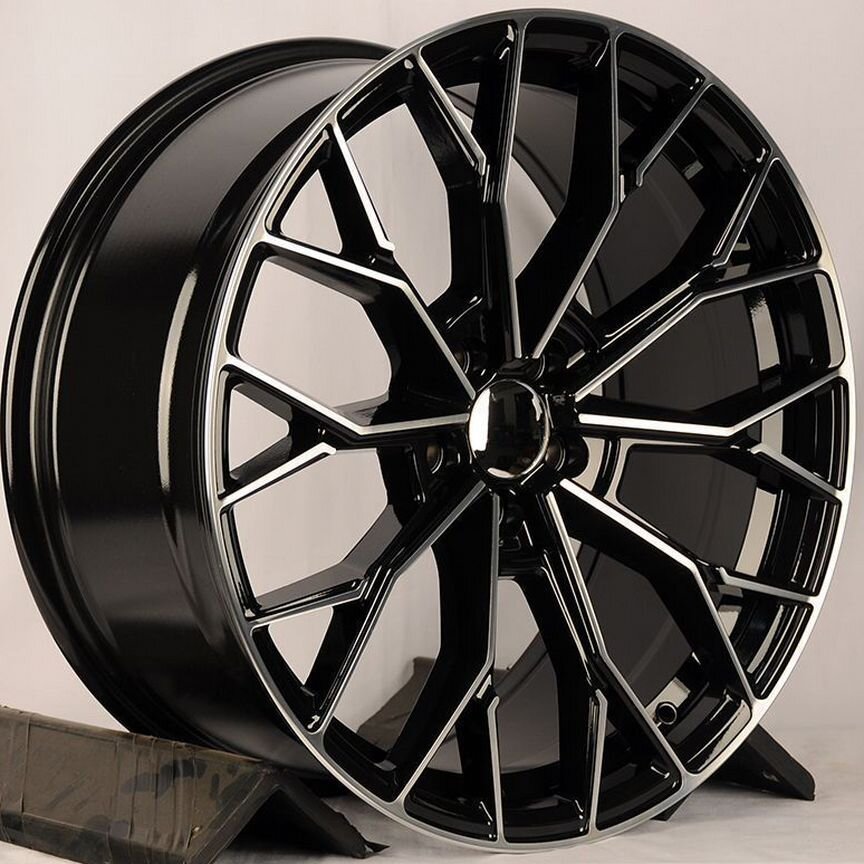 Литые диски Powcan 9×R20 5×112