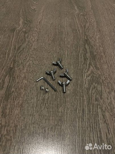 Комплект гантелей