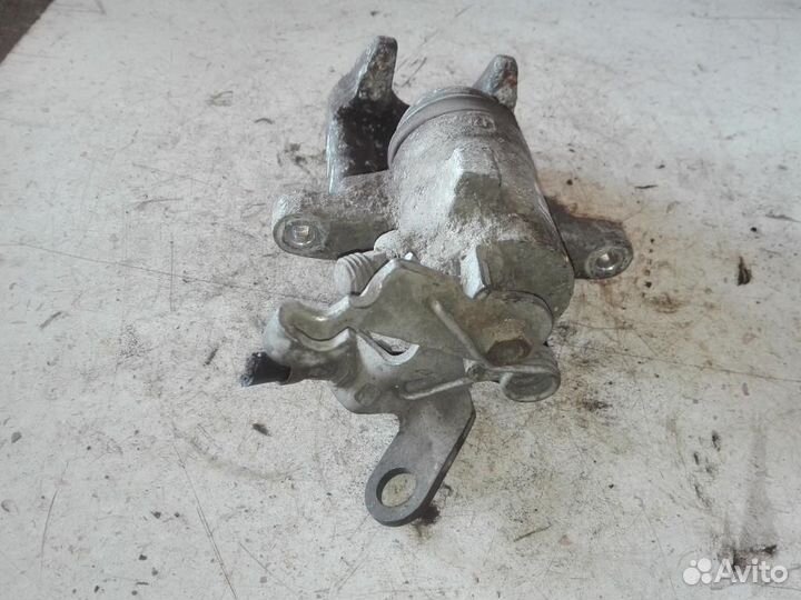 Суппорт задний правый Audi A3/RS3/S3