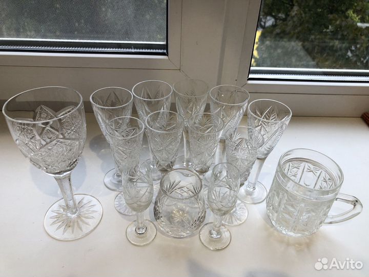 Набор хрустальных бокалов