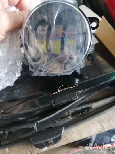 Продам противотуманки на иномарки