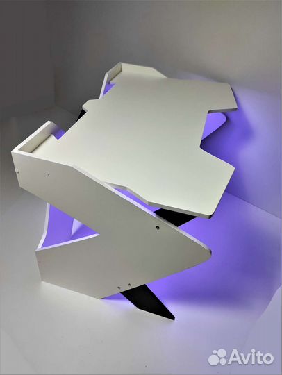 Компьютерный стол Геймерский