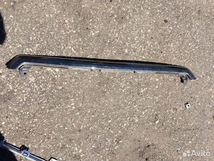 Молдинг капота subaru forester