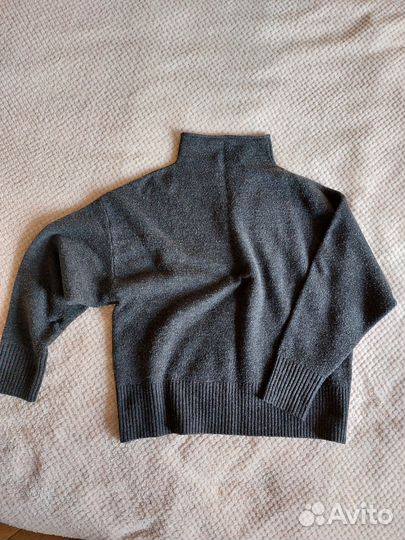 Трикотажные вещи: джемпера, свитера 44 размер