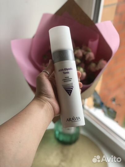 Тоник с кислотами для лица Aravia