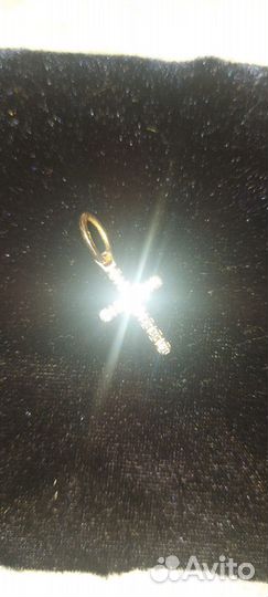 Золотая подвеска крест с бриллиантами