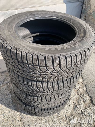 Viatti Bosco Nordico V-523 215/60 R16